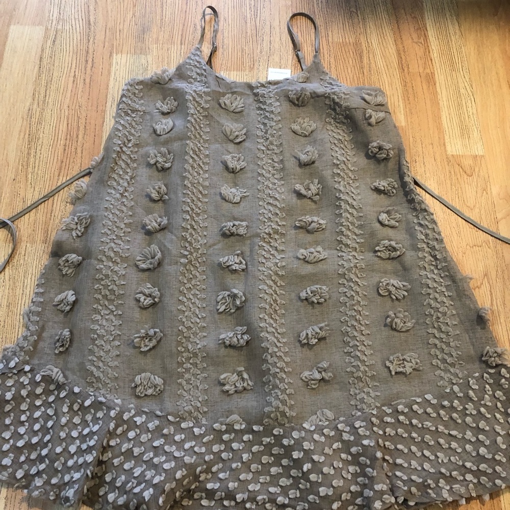 Dress - Picture 6 of 8